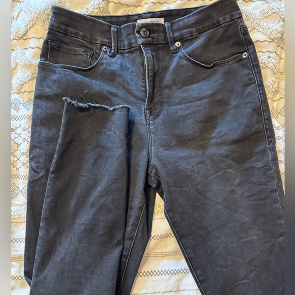 Good American good legs jeans. - Picture 7 of 8